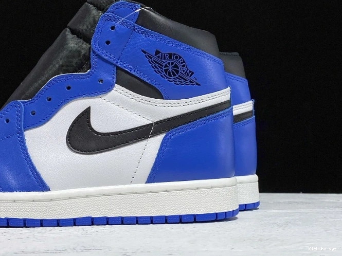 1 555088-403 Jordan Royal OG Air Game 0817
